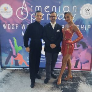 IMG_20241109_134448472_BURST000_COVER_TOP